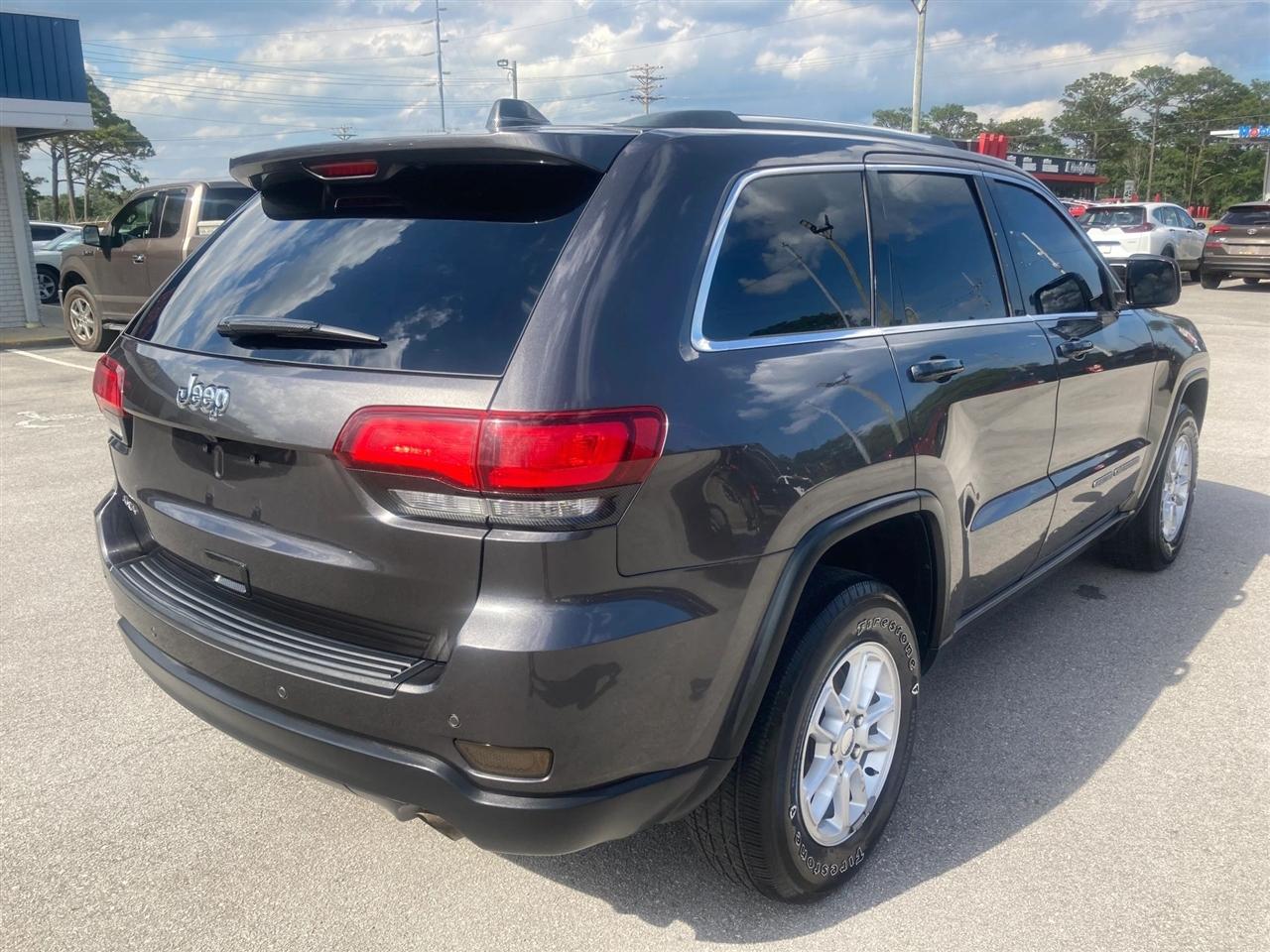 Jeep Grand Cherokee Laredo 4WD 2020
