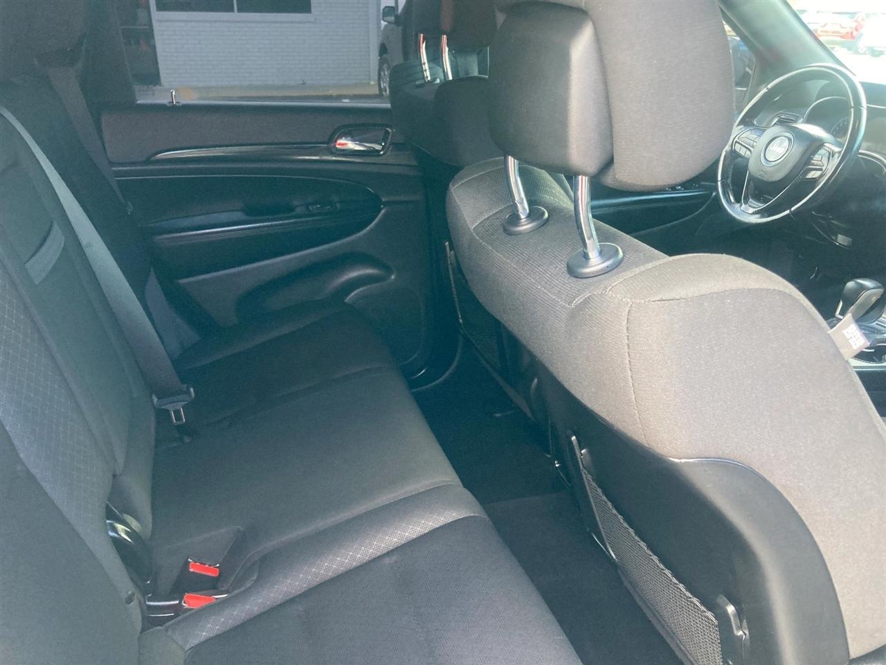 Jeep Grand Cherokee Laredo 4WD 2020
