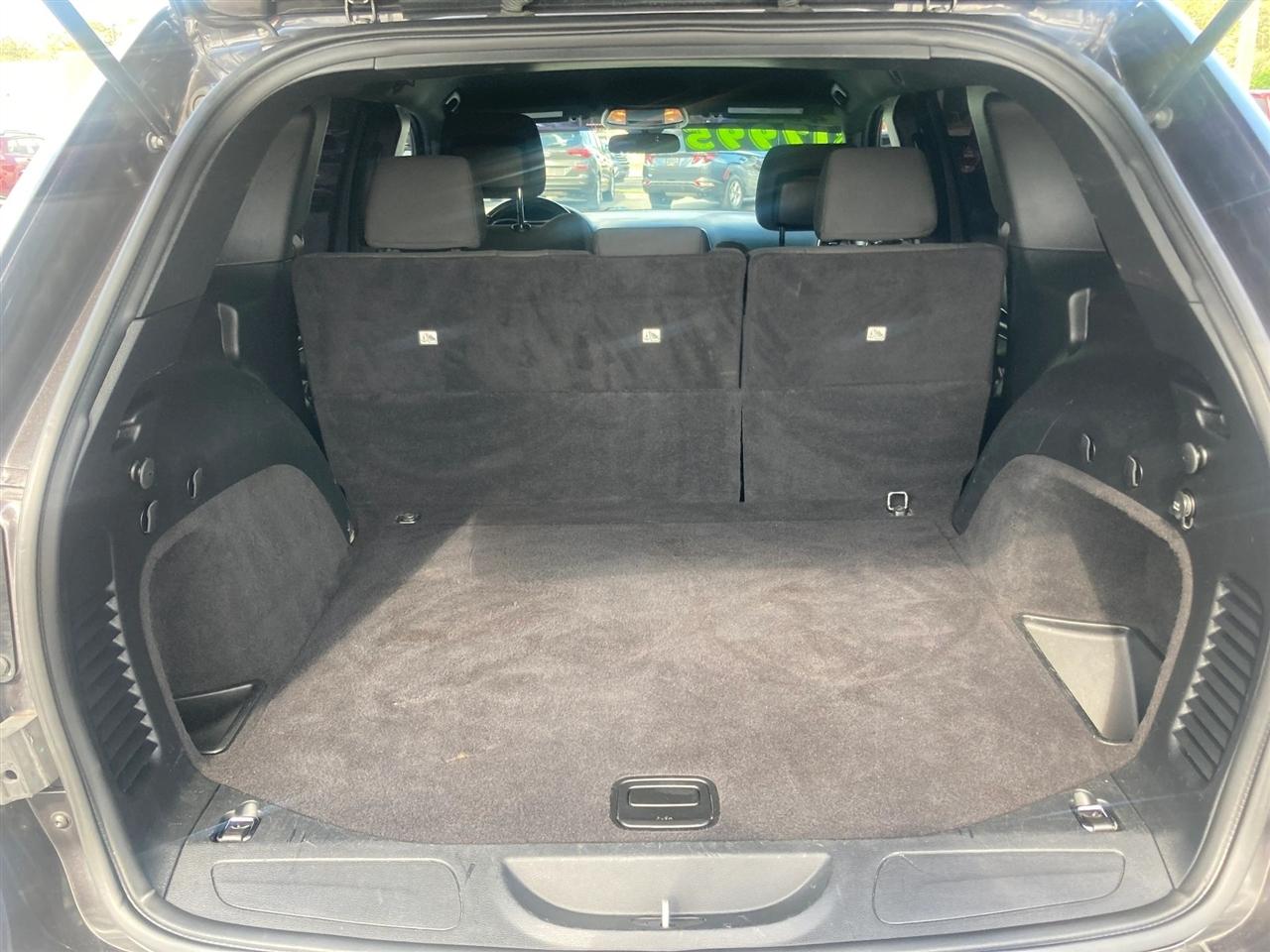 Jeep Grand Cherokee Laredo 4WD 2020