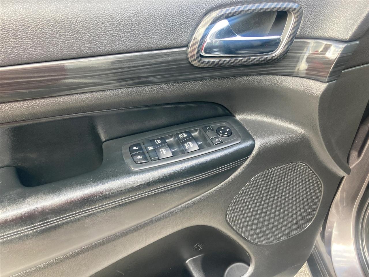 Jeep Grand Cherokee Laredo 4WD 2020