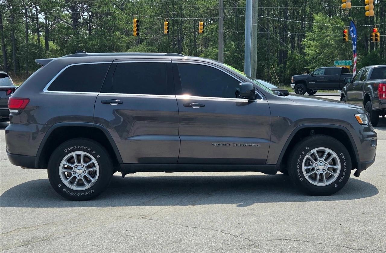 Jeep Grand Cherokee Laredo 4WD 2020