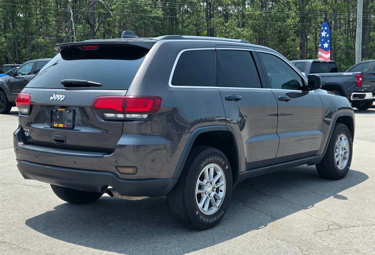 Jeep Grand Cherokee Laredo 4WD 2020