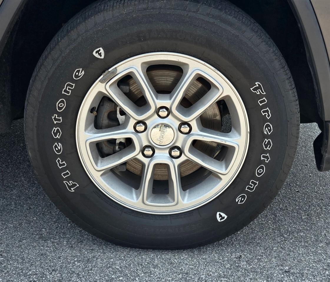 Jeep Grand Cherokee Laredo 4WD 2020