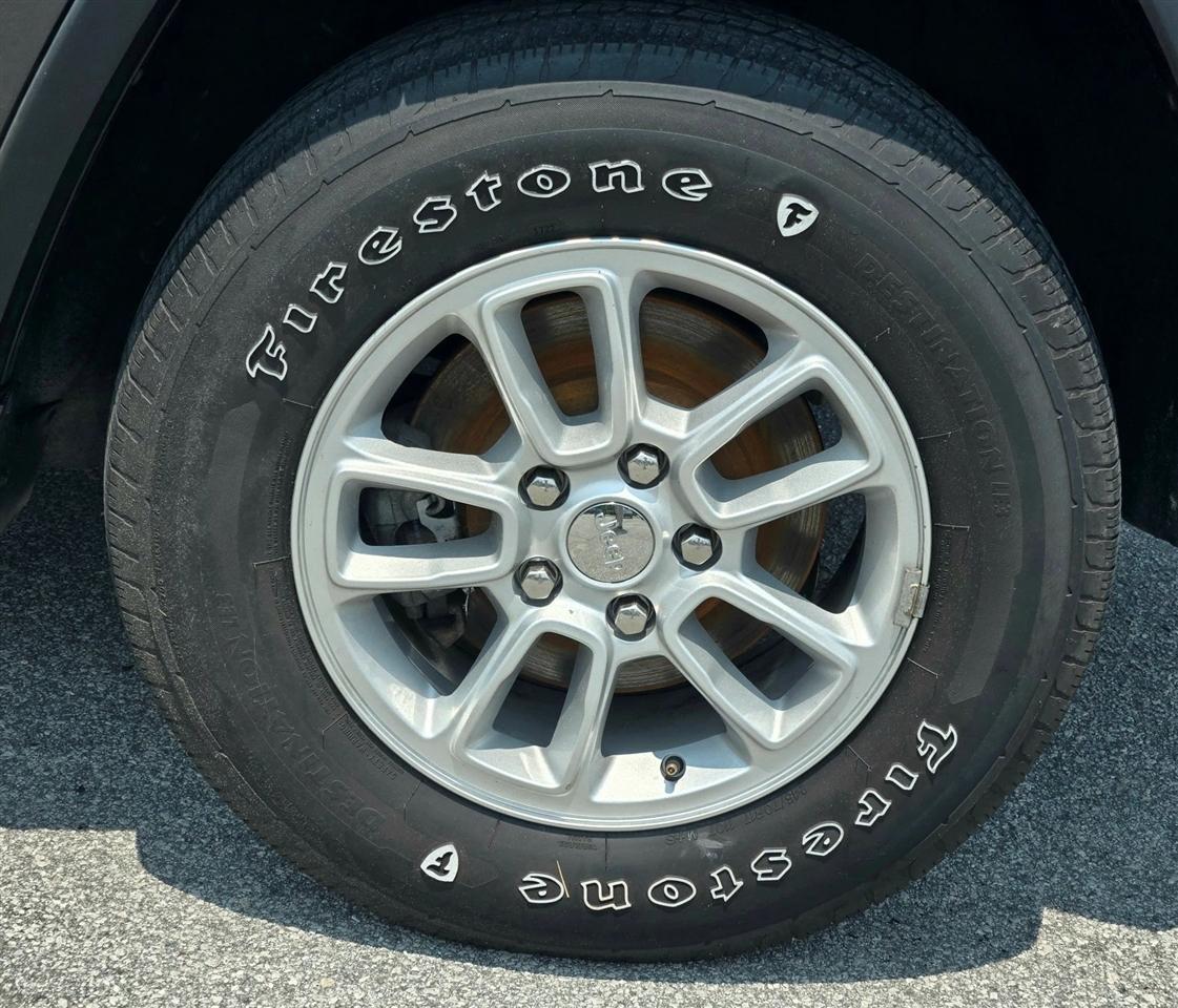 Jeep Grand Cherokee Laredo 4WD 2020