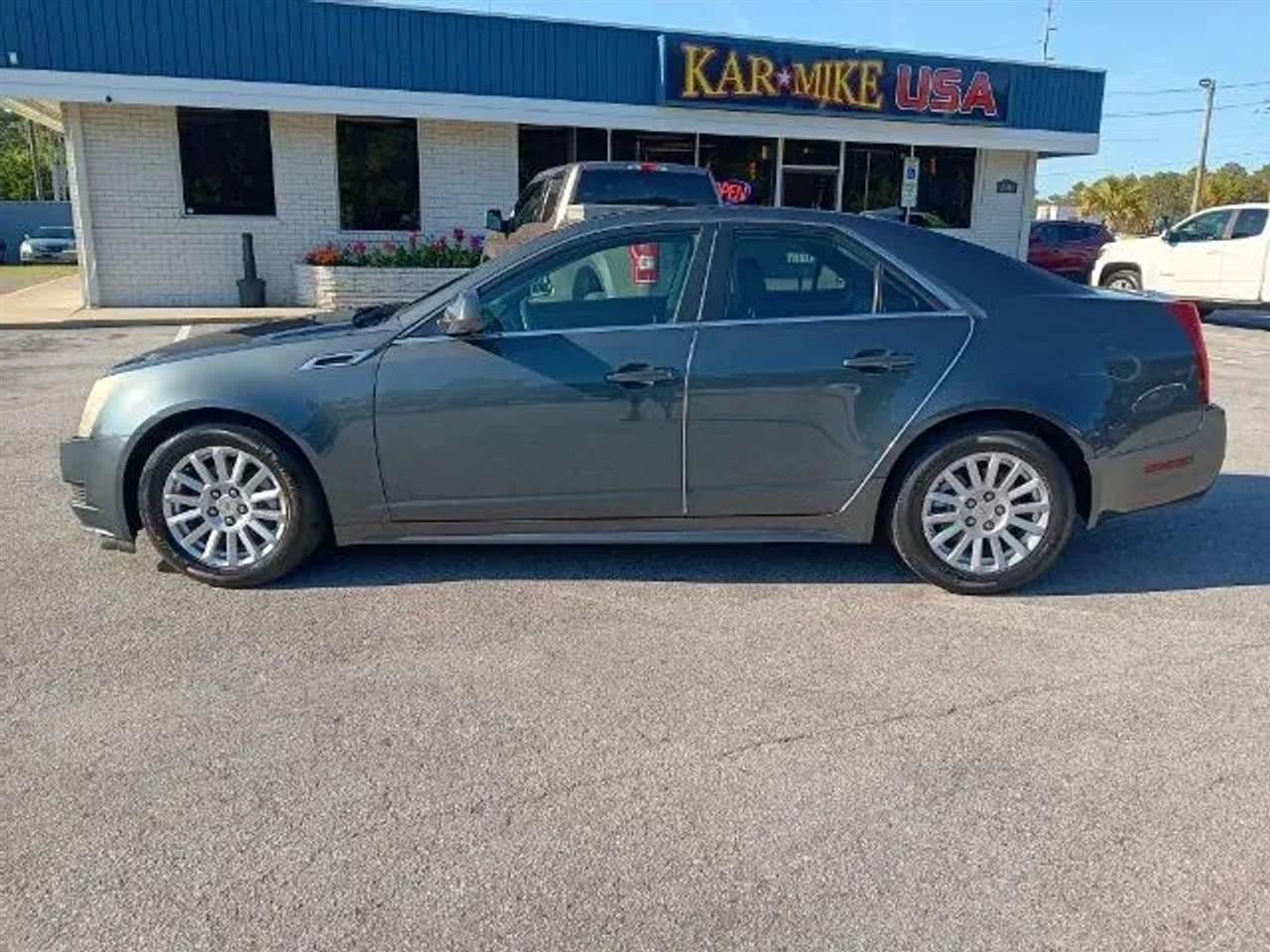 Cadillac CTS Base 2012