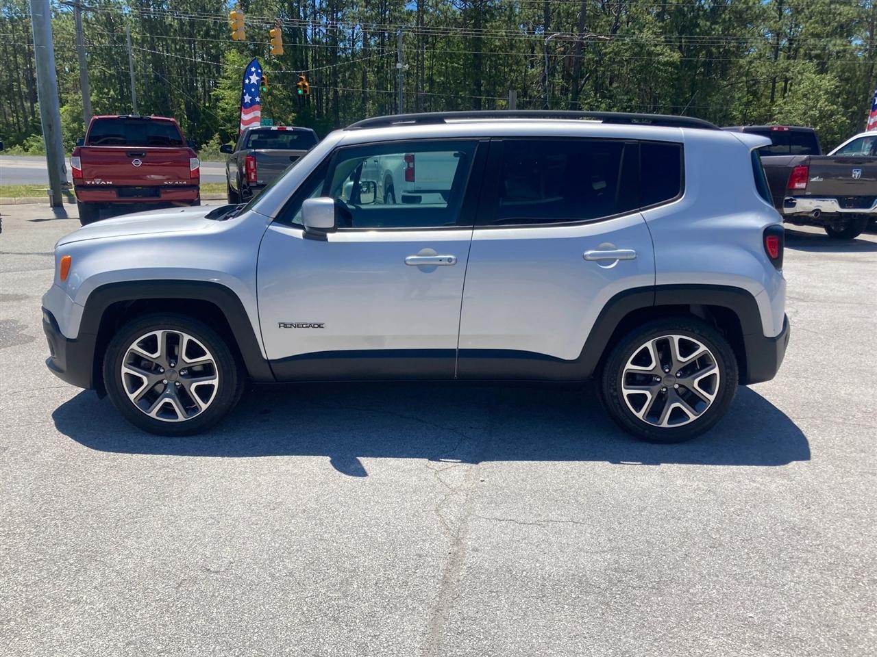 Jeep Renegade Latitude FWD 2017