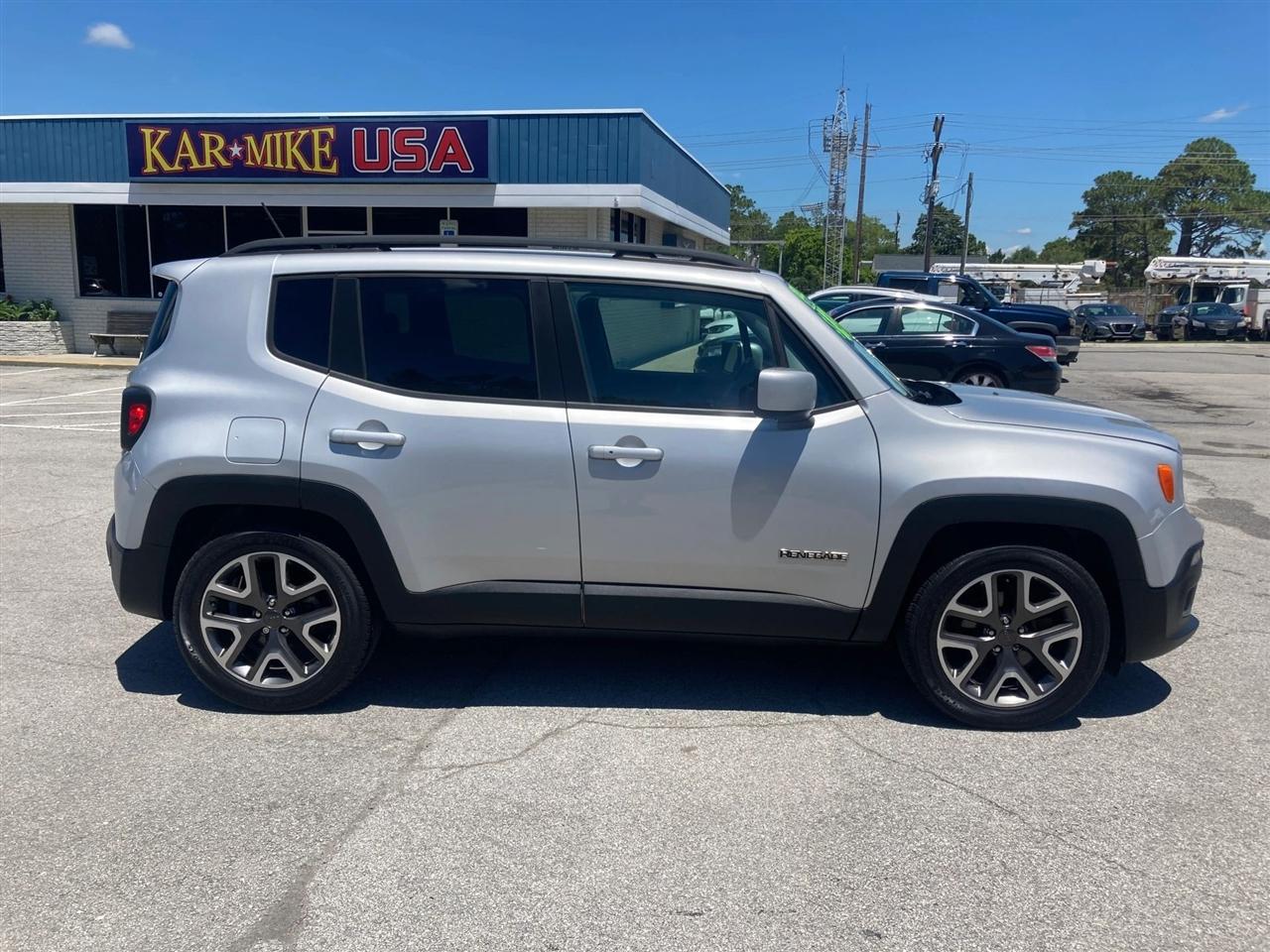 Jeep Renegade Latitude FWD 2017