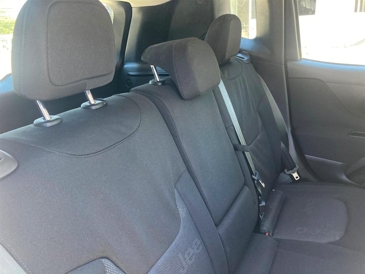 Jeep Renegade Latitude FWD 2017