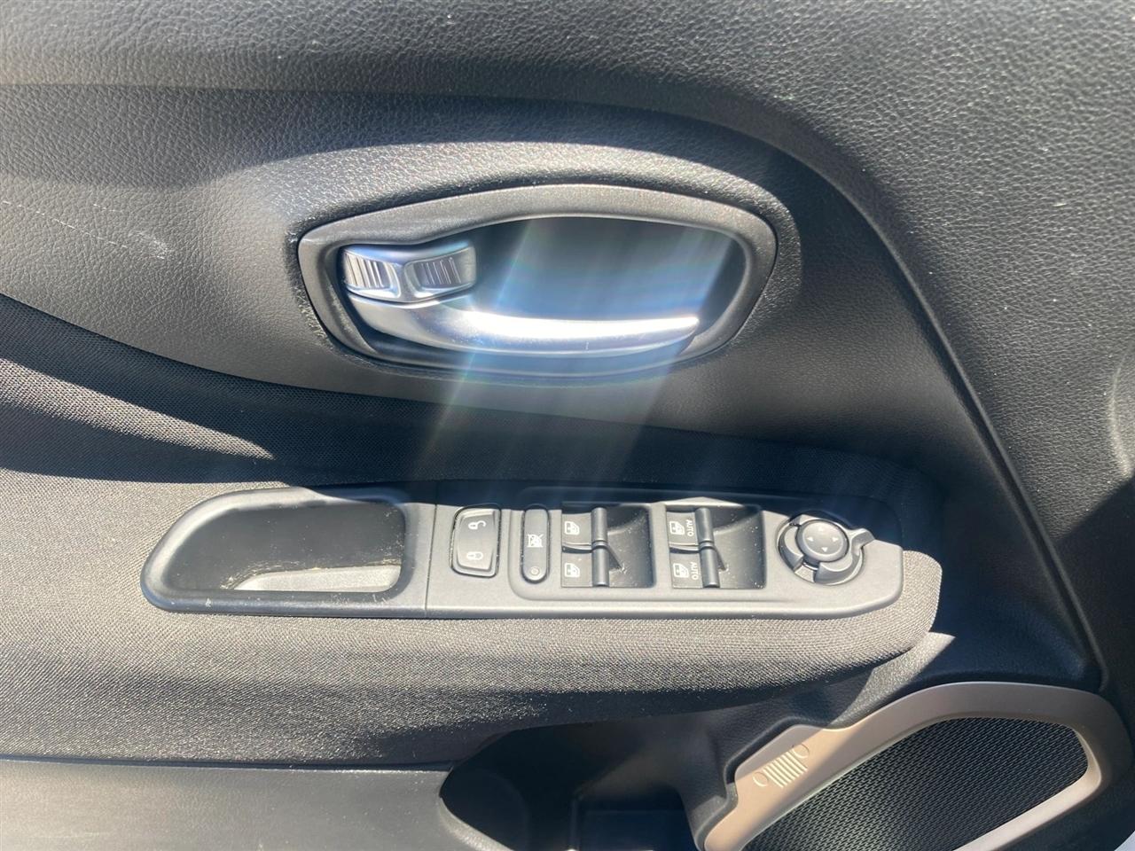 Jeep Renegade Latitude FWD 2017