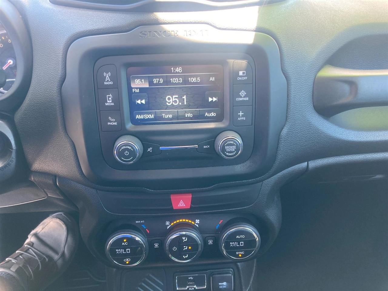Jeep Renegade Latitude FWD 2017