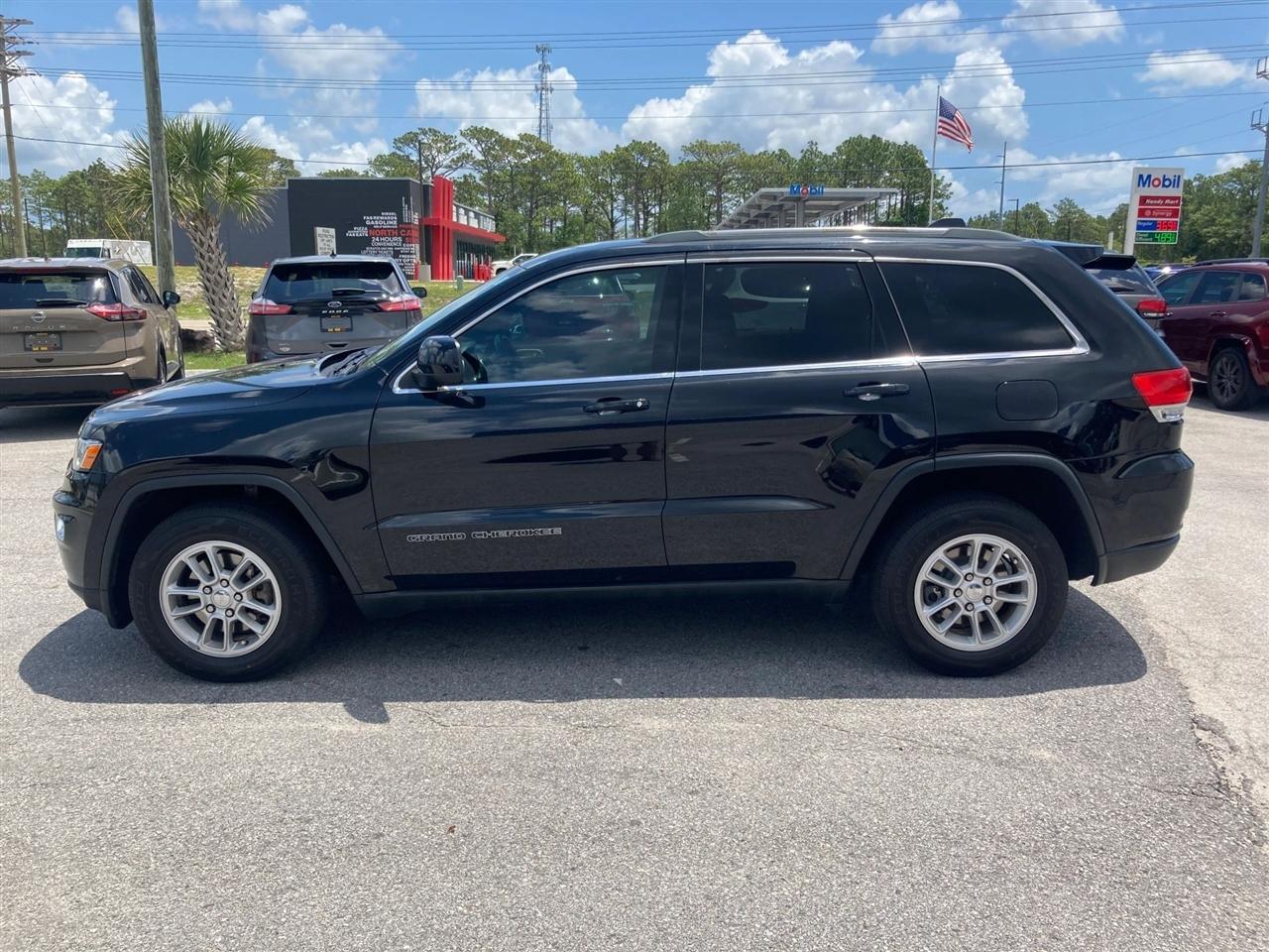 Jeep Grand Cherokee Laredo 2WD 2019
