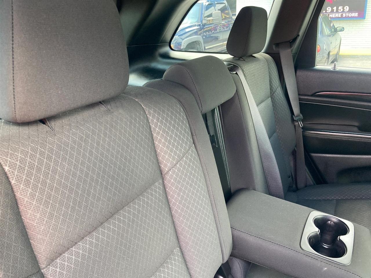 Jeep Grand Cherokee Laredo 2WD 2019