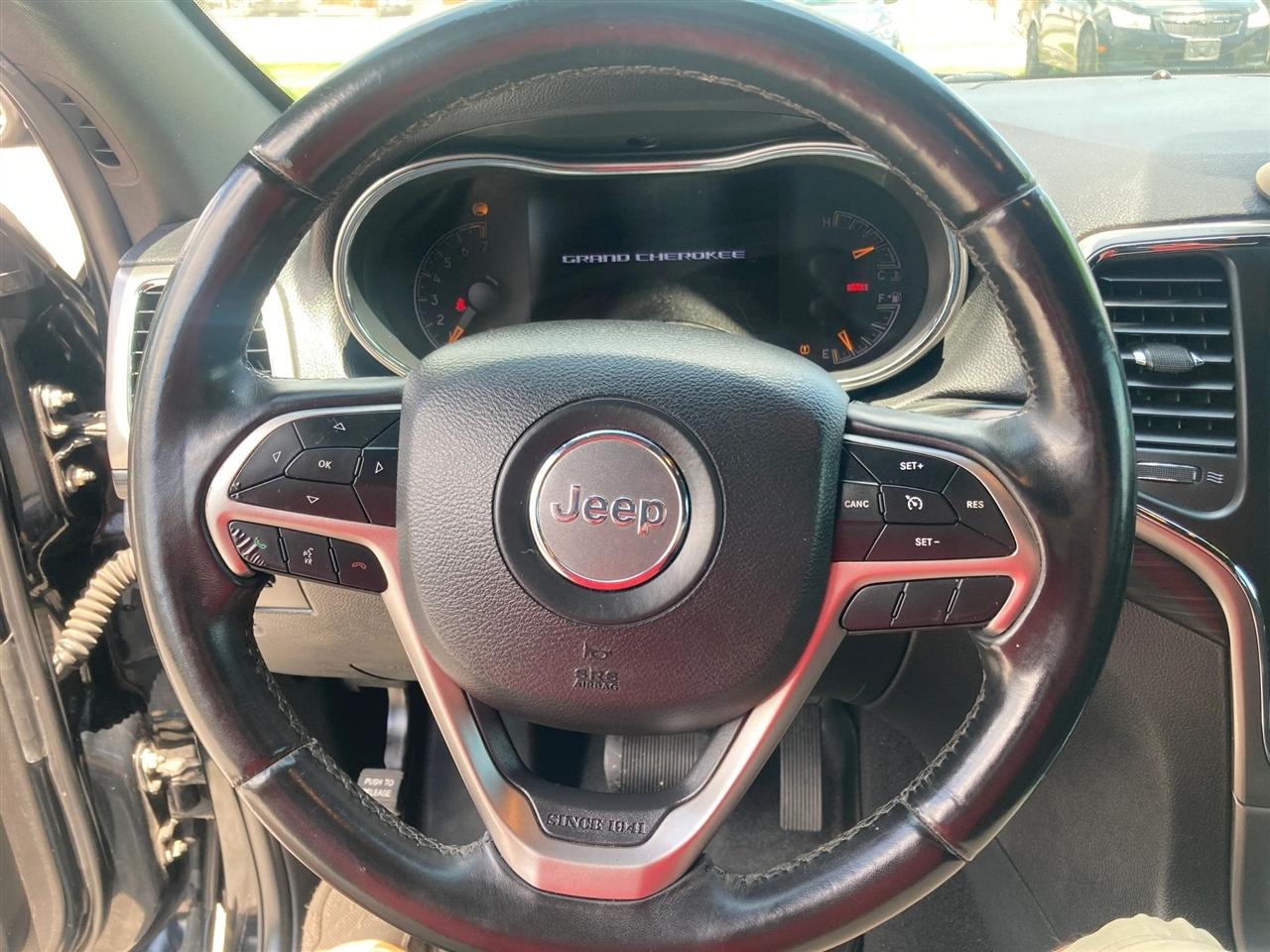 Jeep Grand Cherokee Laredo 2WD 2019