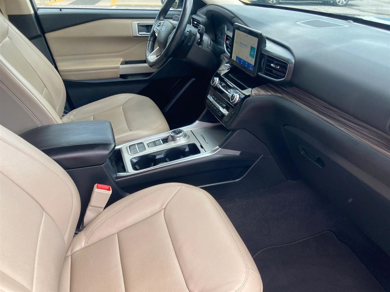 Ford Explorer Hybrid Limited 2021