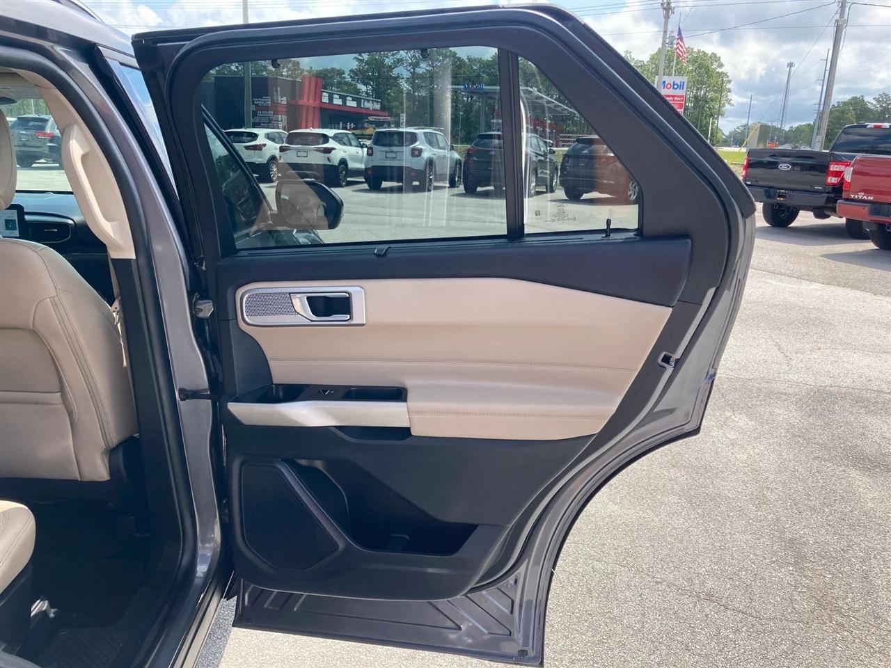 Ford Explorer Hybrid Limited 2021