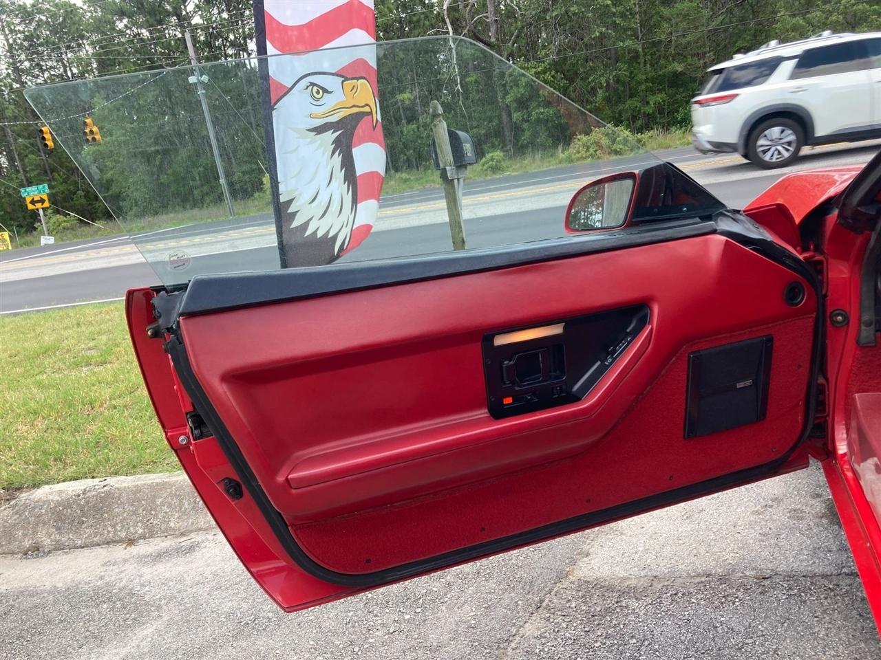 Chevrolet Corvette Convertible 1989