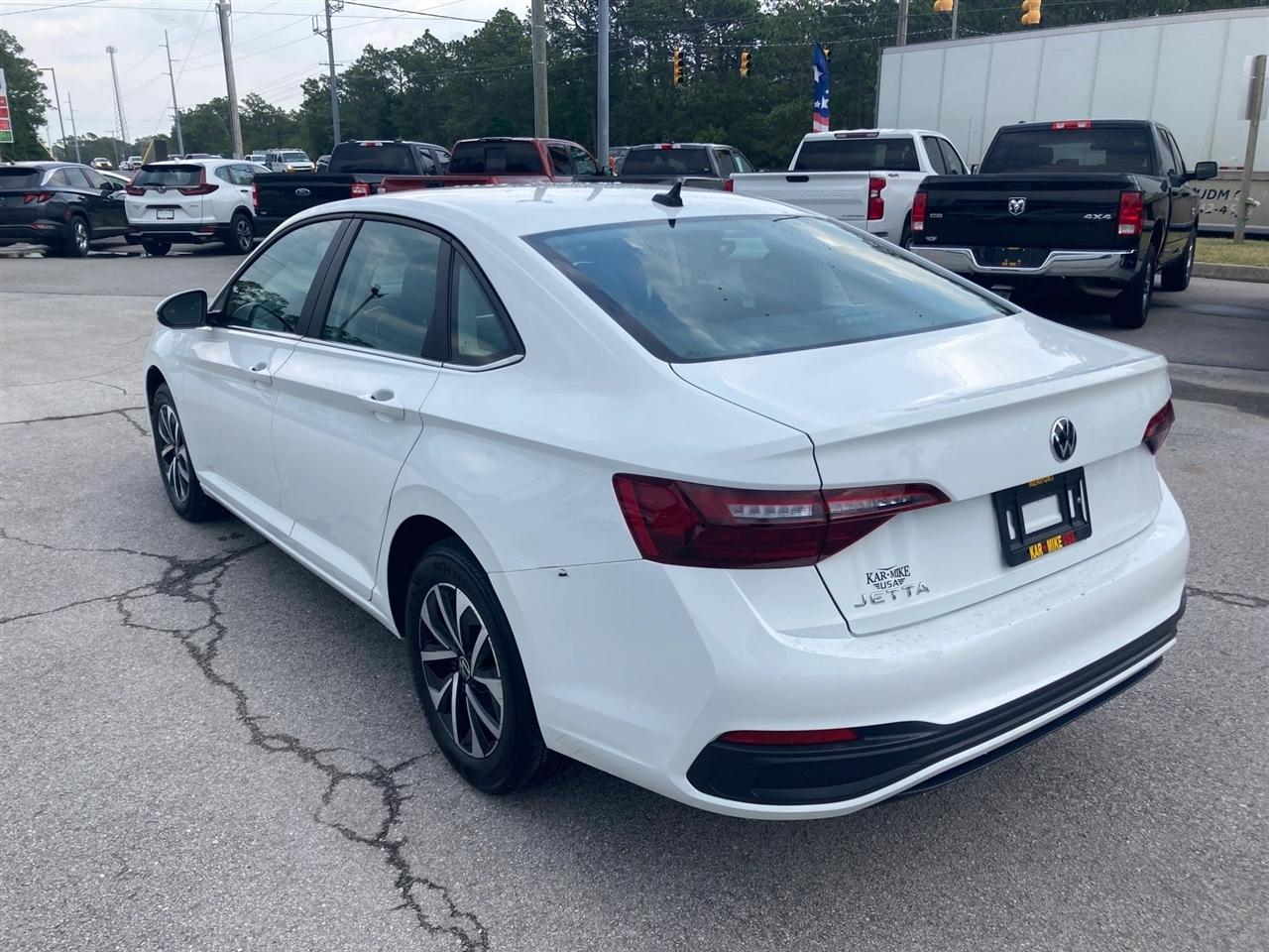 Volkswagen Jetta S 2024