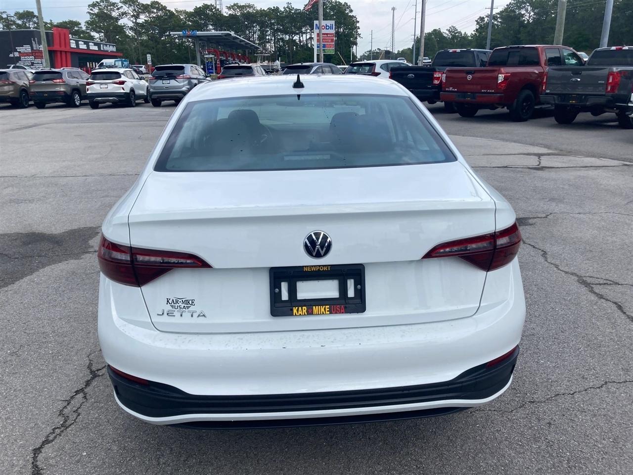 Volkswagen Jetta S 2024