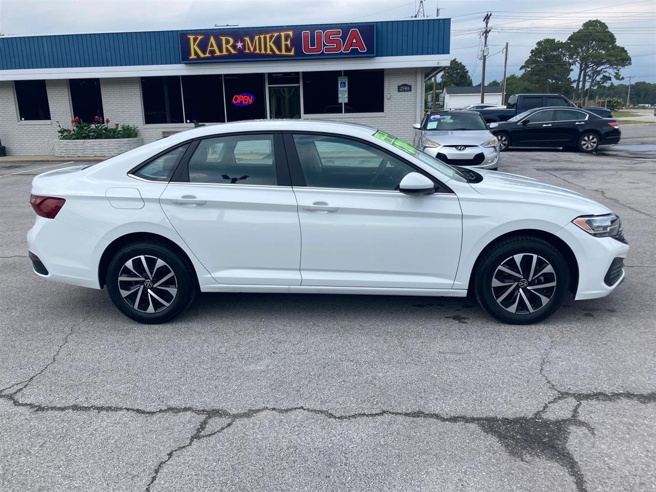 Volkswagen Jetta S 2024