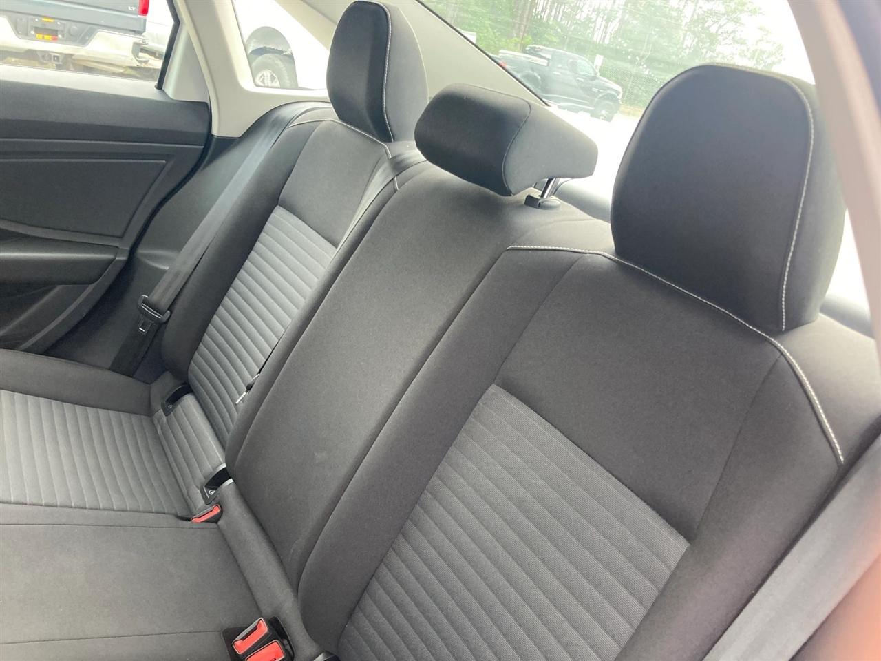 Volkswagen Jetta S 2024