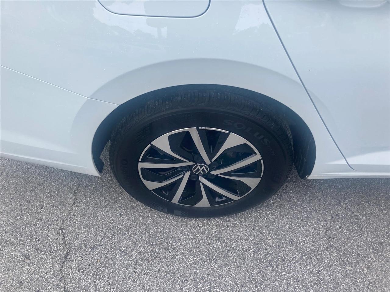 Volkswagen Jetta S 2024
