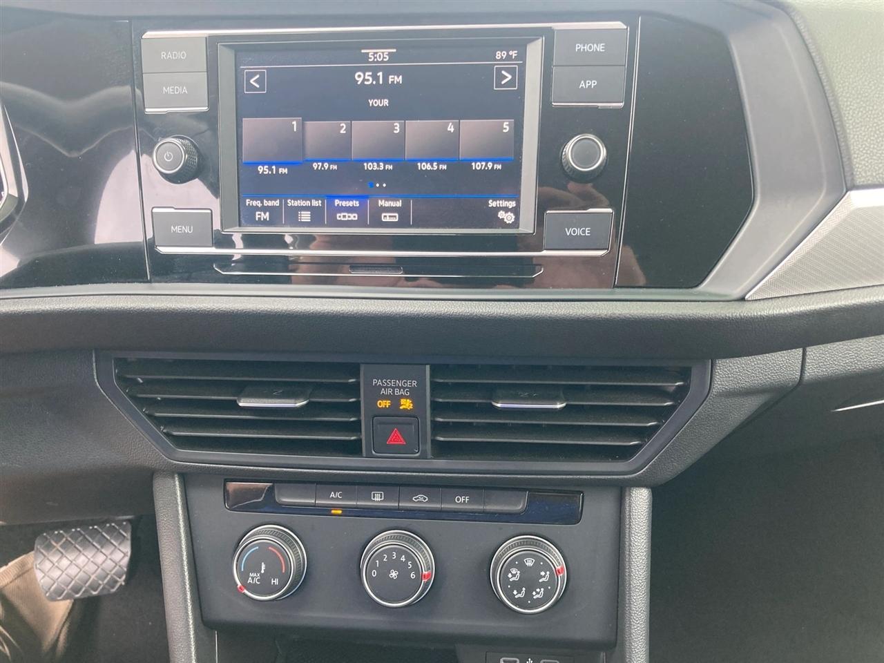 Volkswagen Jetta S 2024