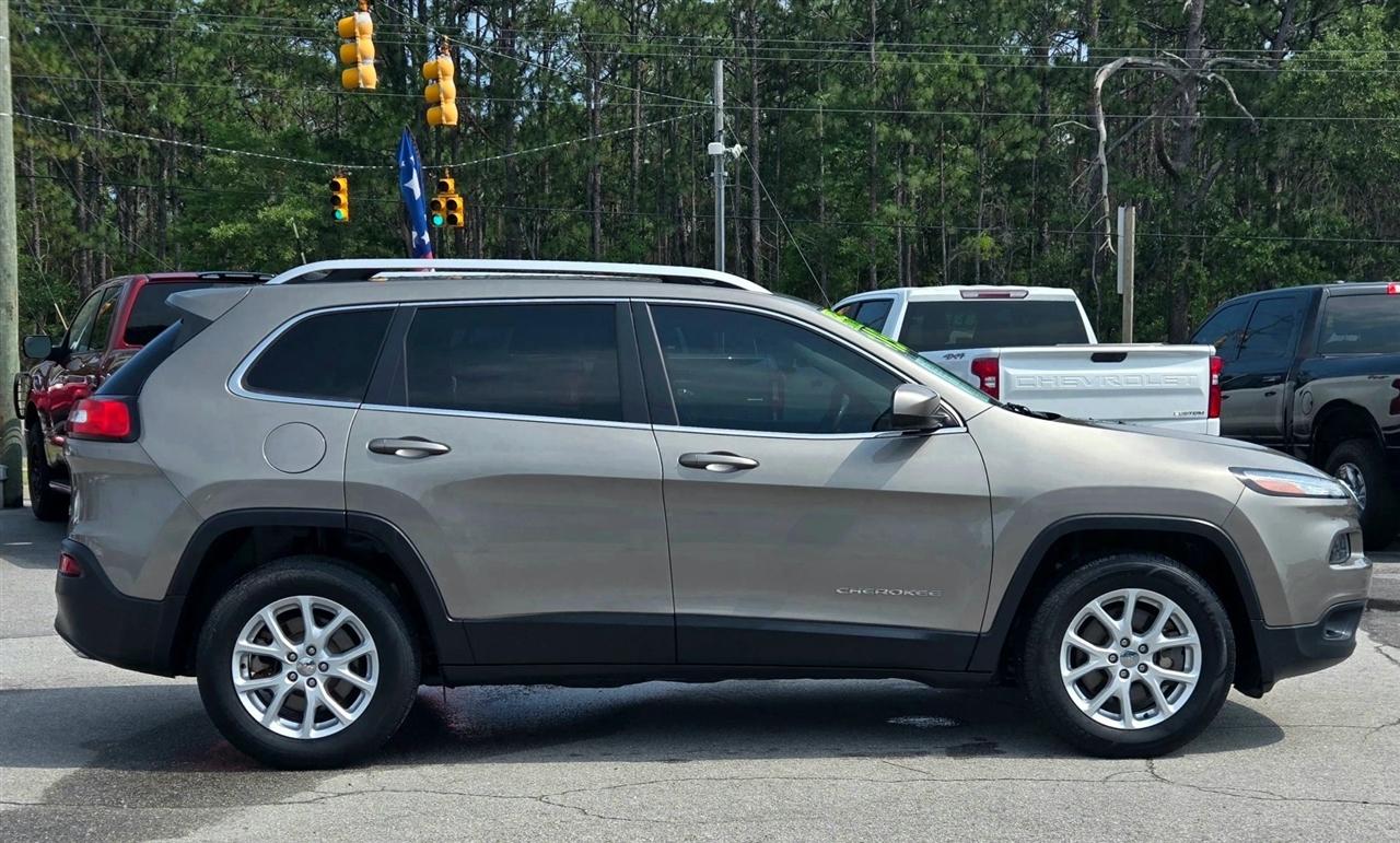 Jeep Cherokee Latitude 4WD 2017