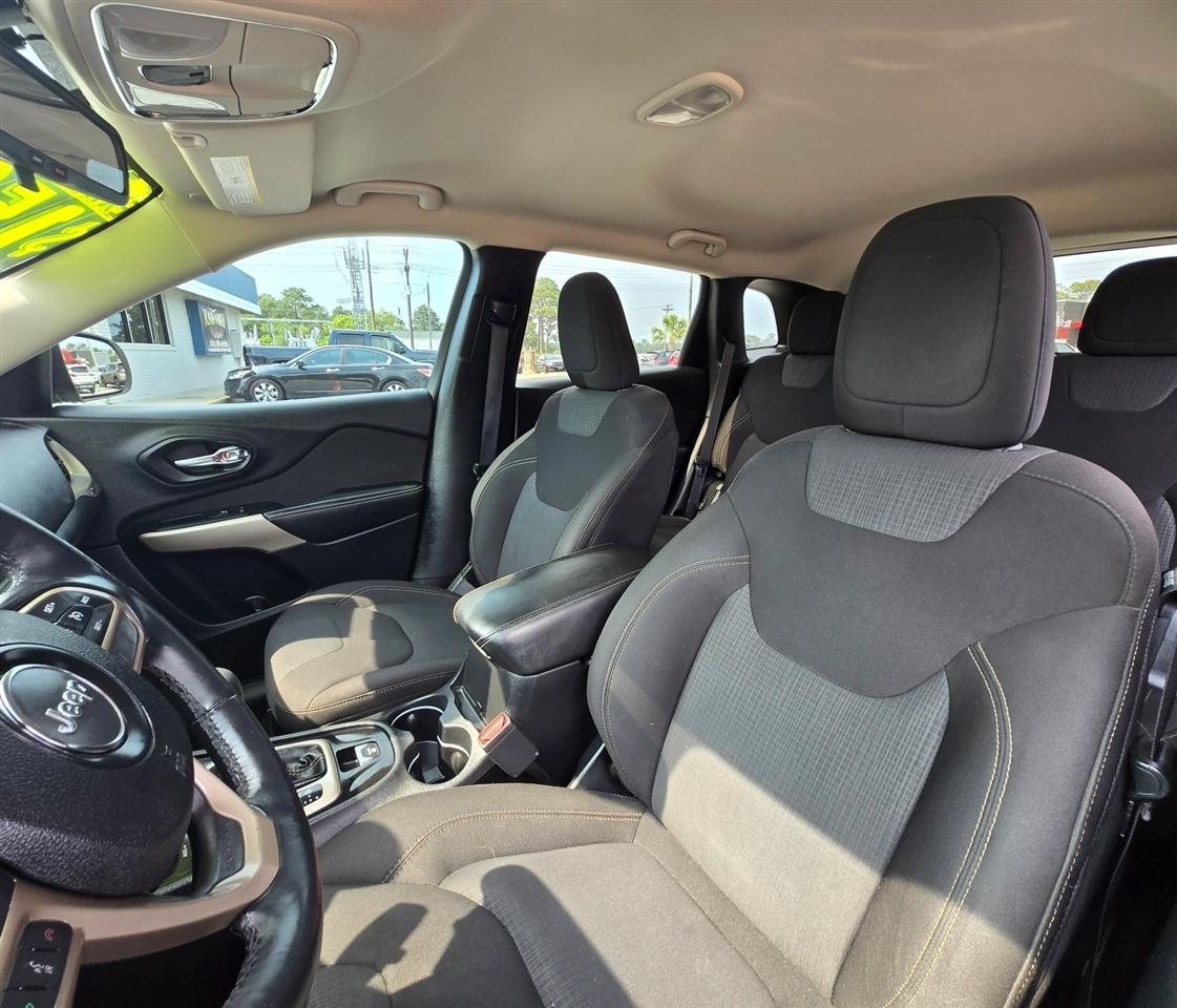 Jeep Cherokee Latitude 4WD 2017