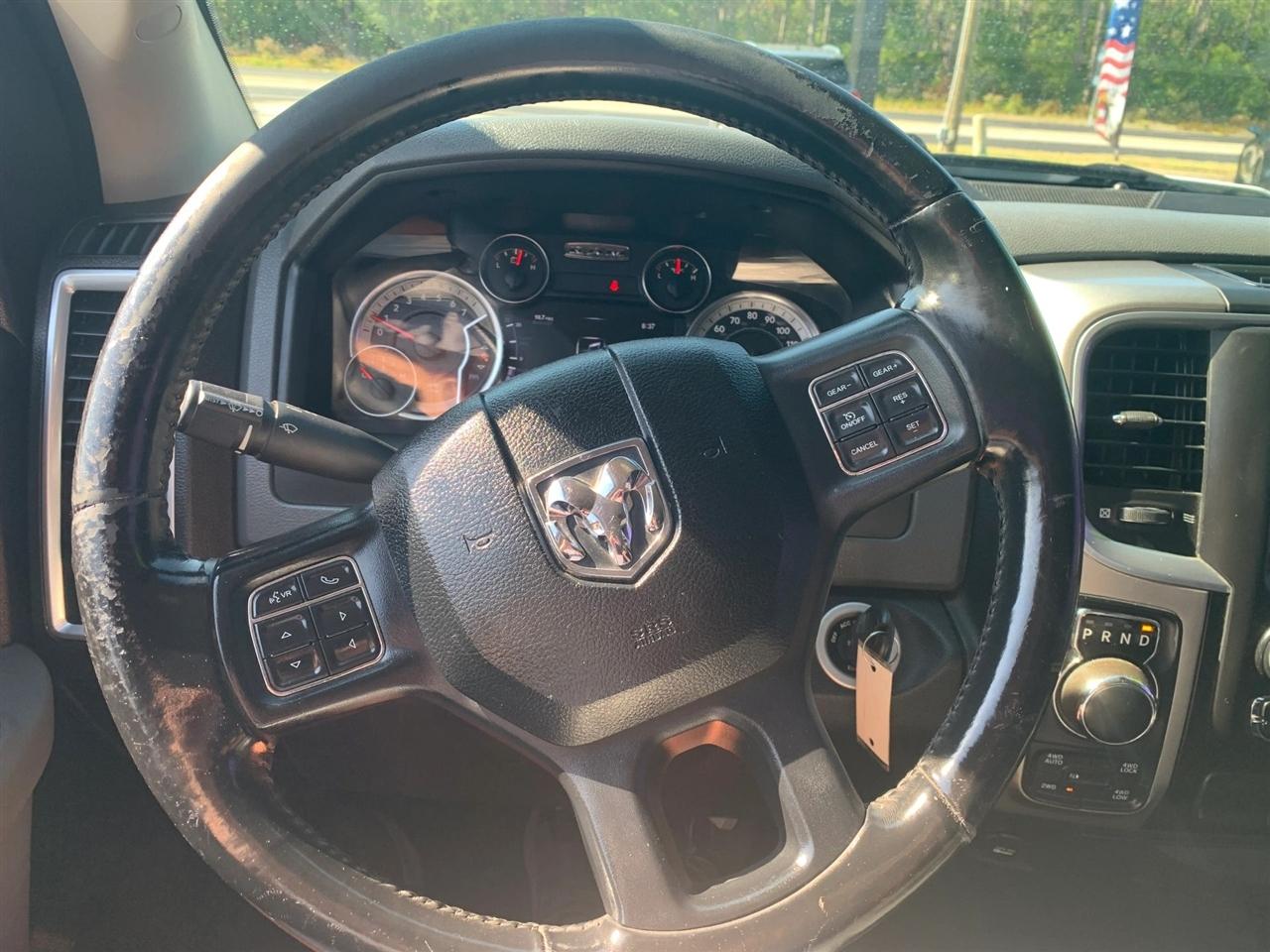 RAM 1500 Classic Tradesman Crew Cab LWB 4WD 2019