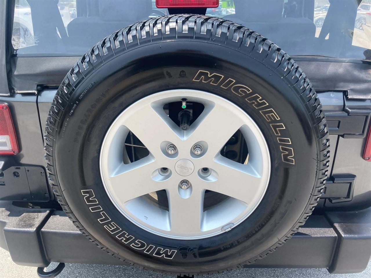 Jeep Wrangler Sport 4WD 2017