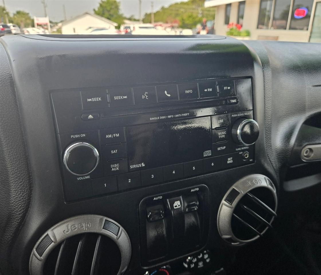 Jeep Wrangler Sport 4WD 2016