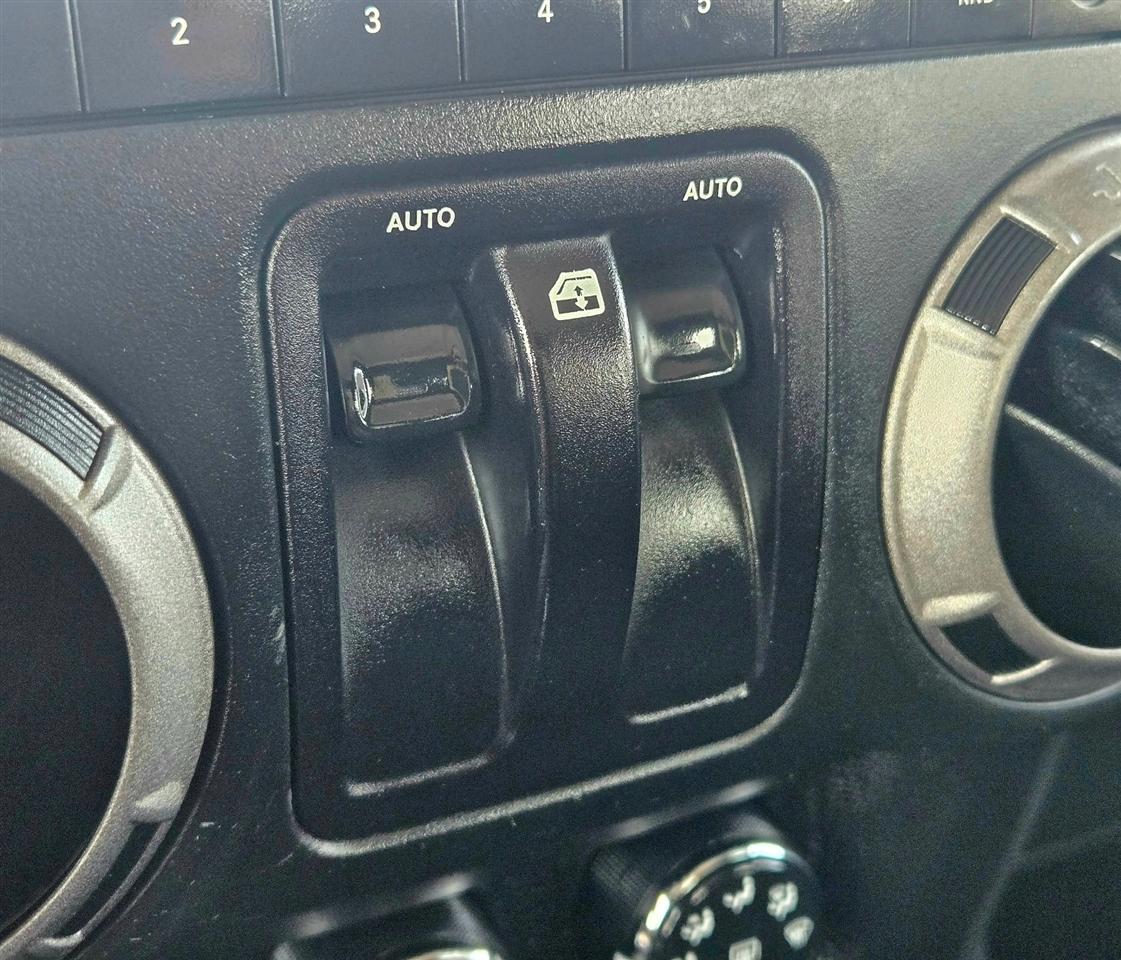 Jeep Wrangler Sport 4WD 2016