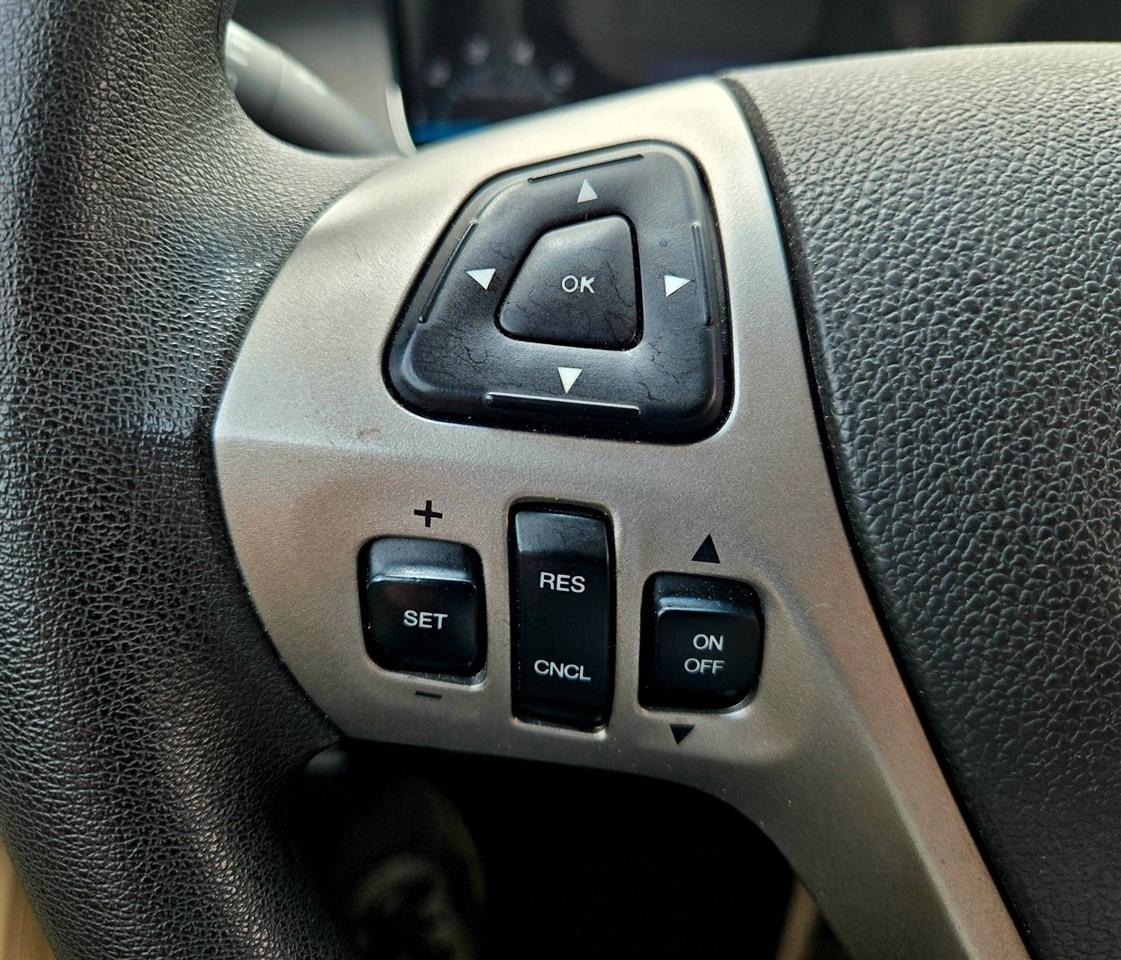 Ford Taurus SE FWD 2013