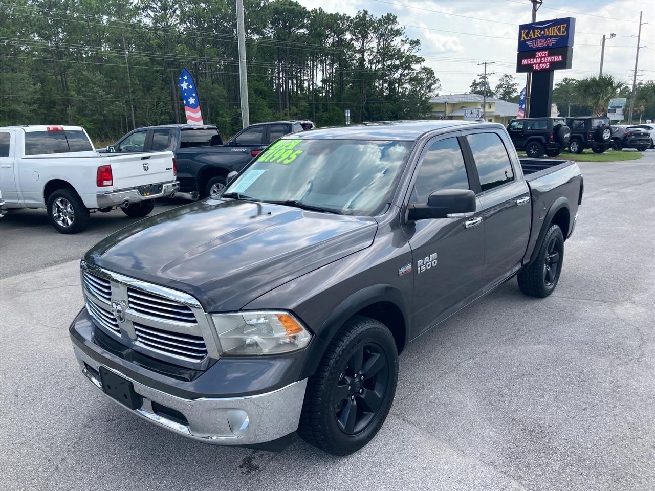RAM 1500 SLT Crew Cab SWB 4WD 2016