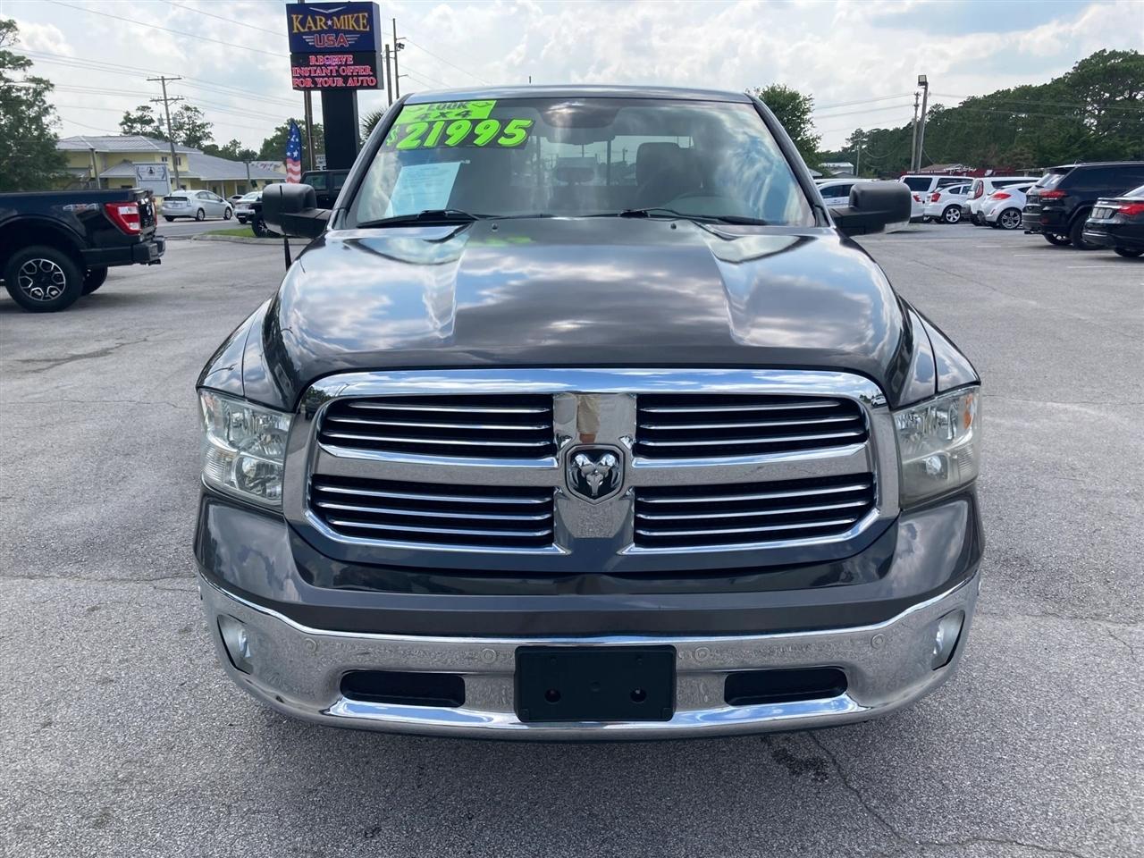 RAM 1500 SLT Crew Cab SWB 4WD 2016