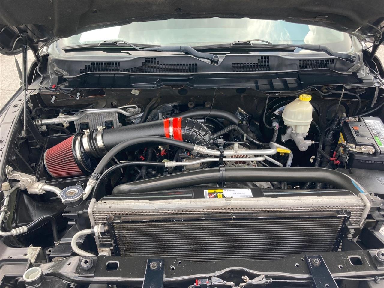 RAM 1500 SLT Crew Cab SWB 4WD 2016