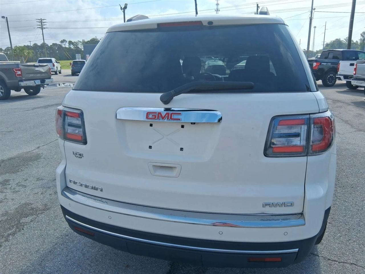 GMC Acadia SLE-2 AWD 2015