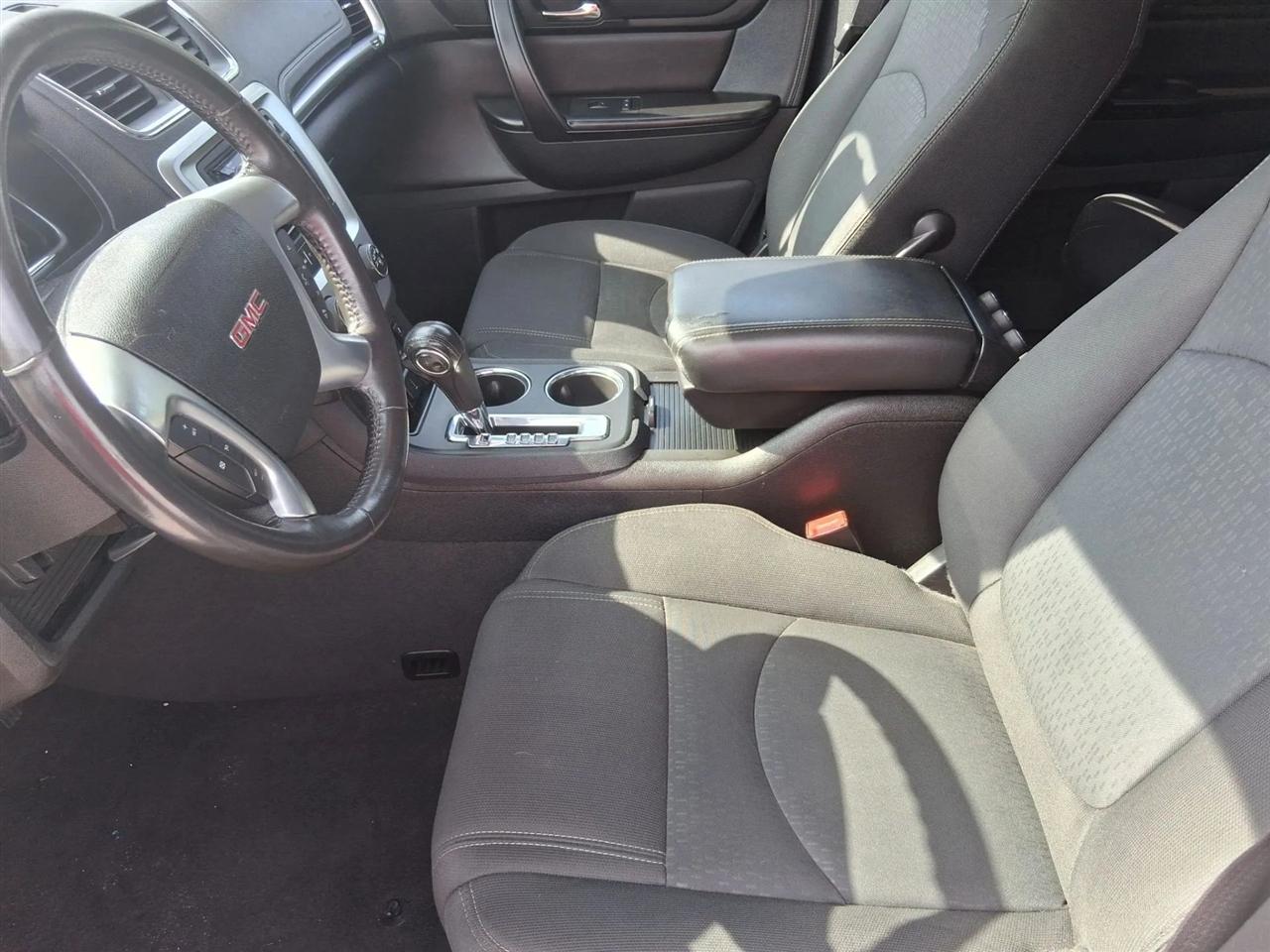 GMC Acadia SLE-2 AWD 2015