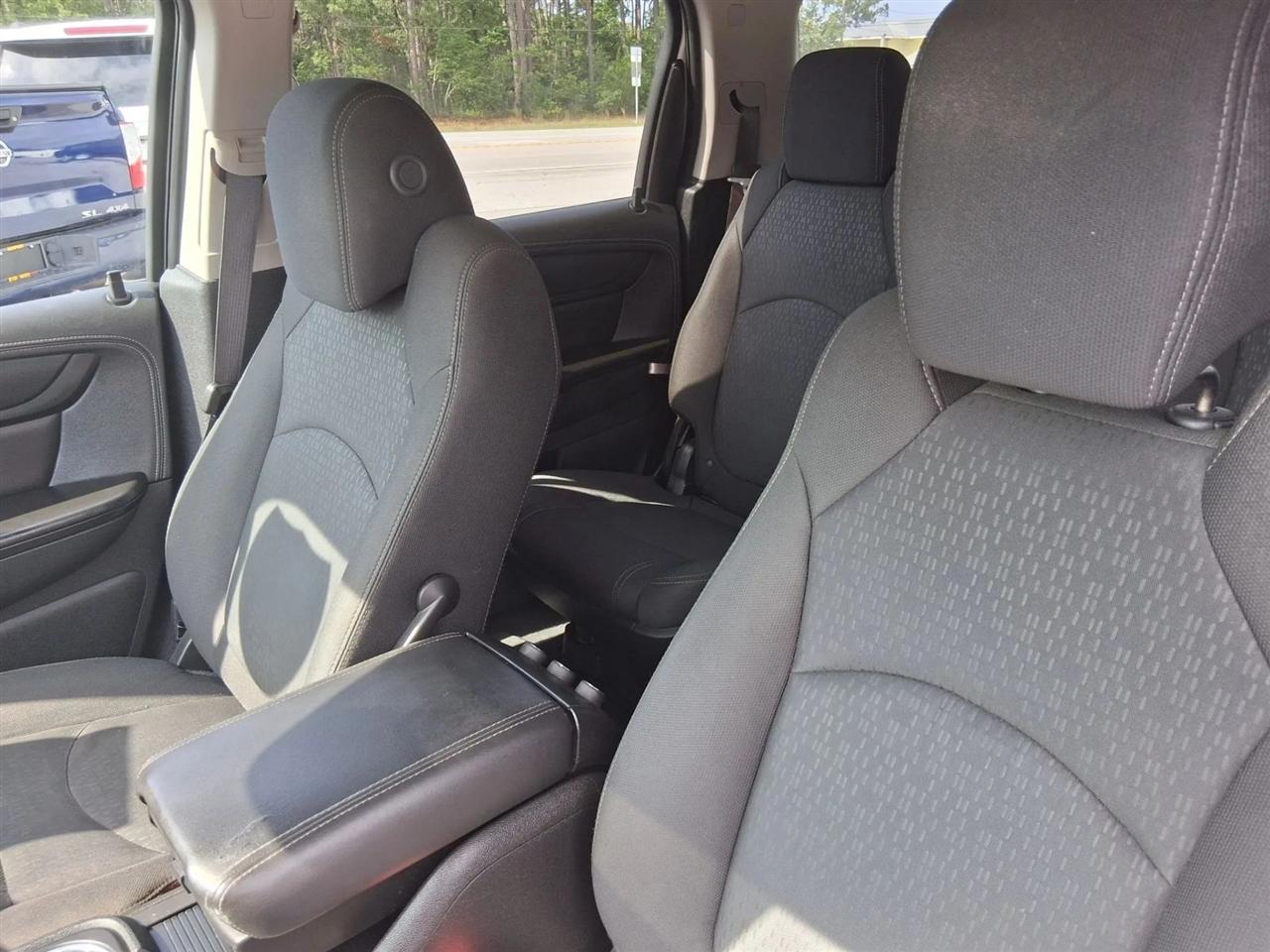 GMC Acadia SLE-2 AWD 2015