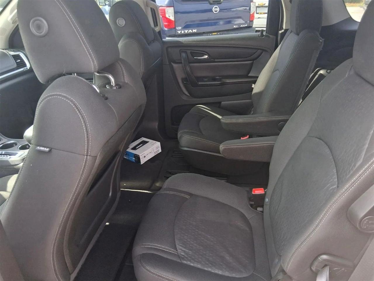 GMC Acadia SLE-2 AWD 2015