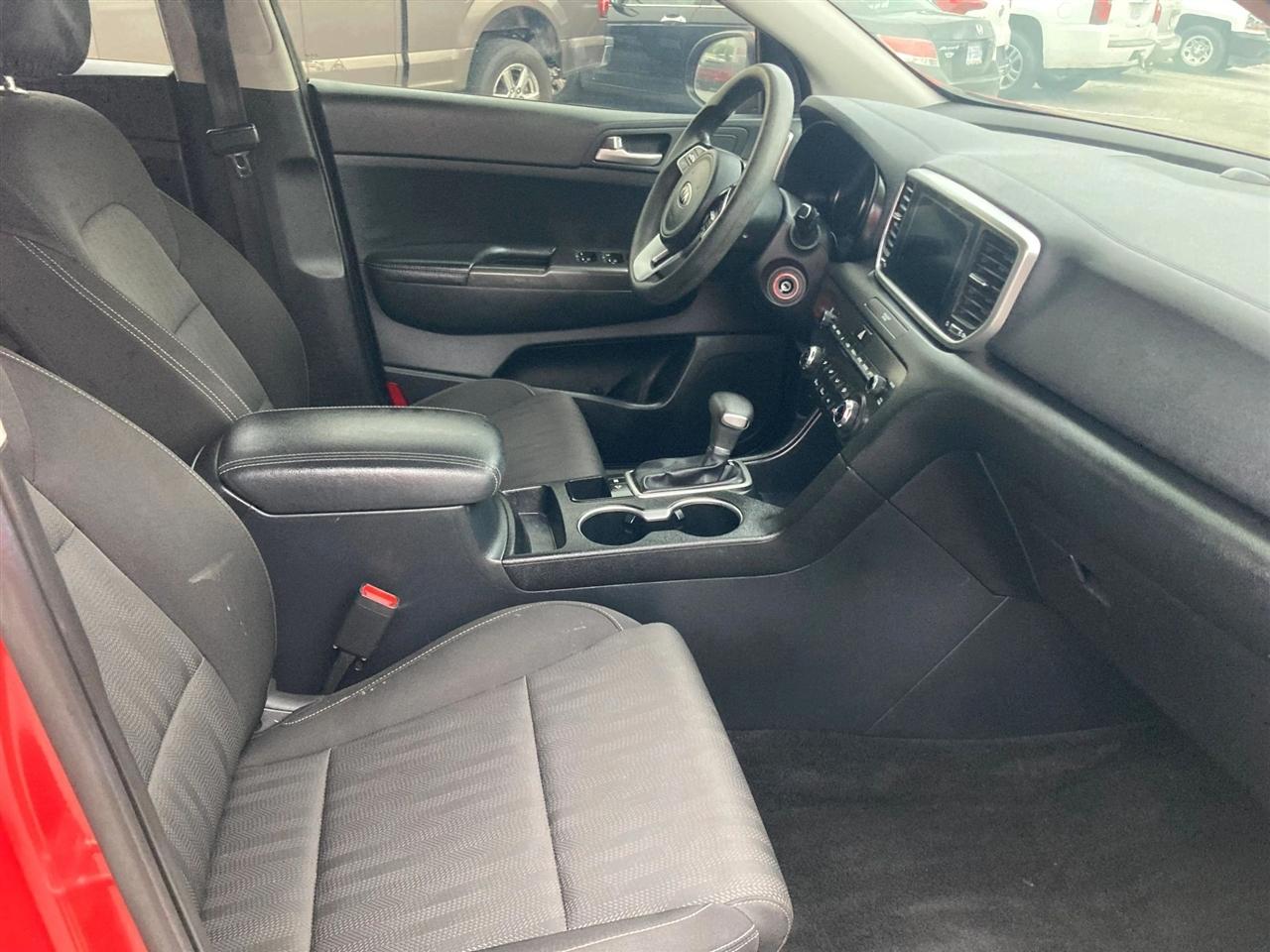 Kia Sportage LX FWD 2020