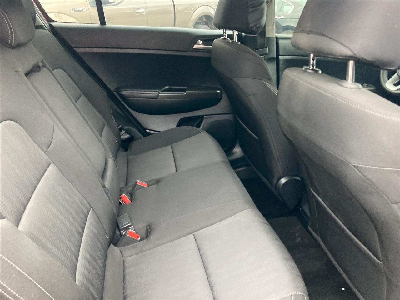 Kia Sportage LX FWD 2020