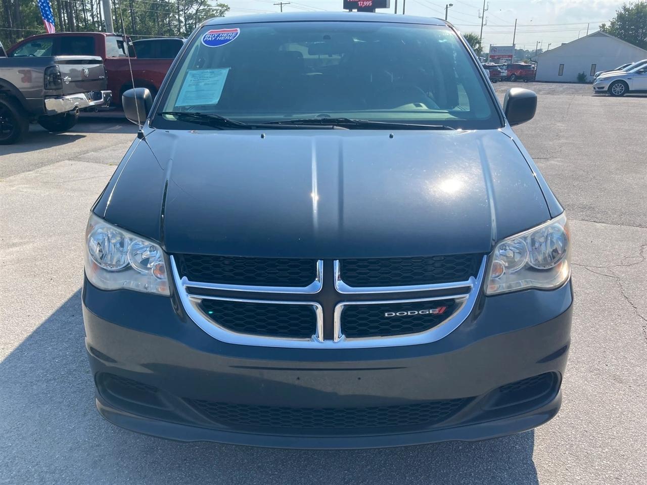 Dodge Grand Caravan SE 2012