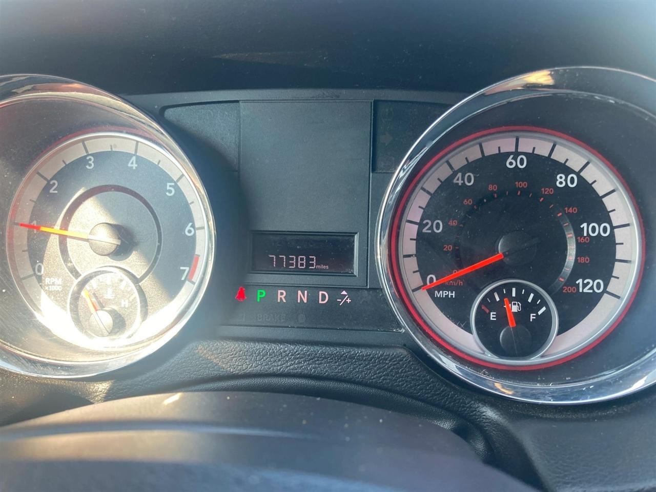 Dodge Grand Caravan SE 2012