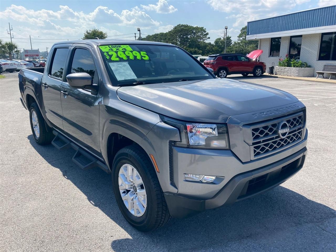 Nissan Frontier SV Crew Cab 4WD 2022