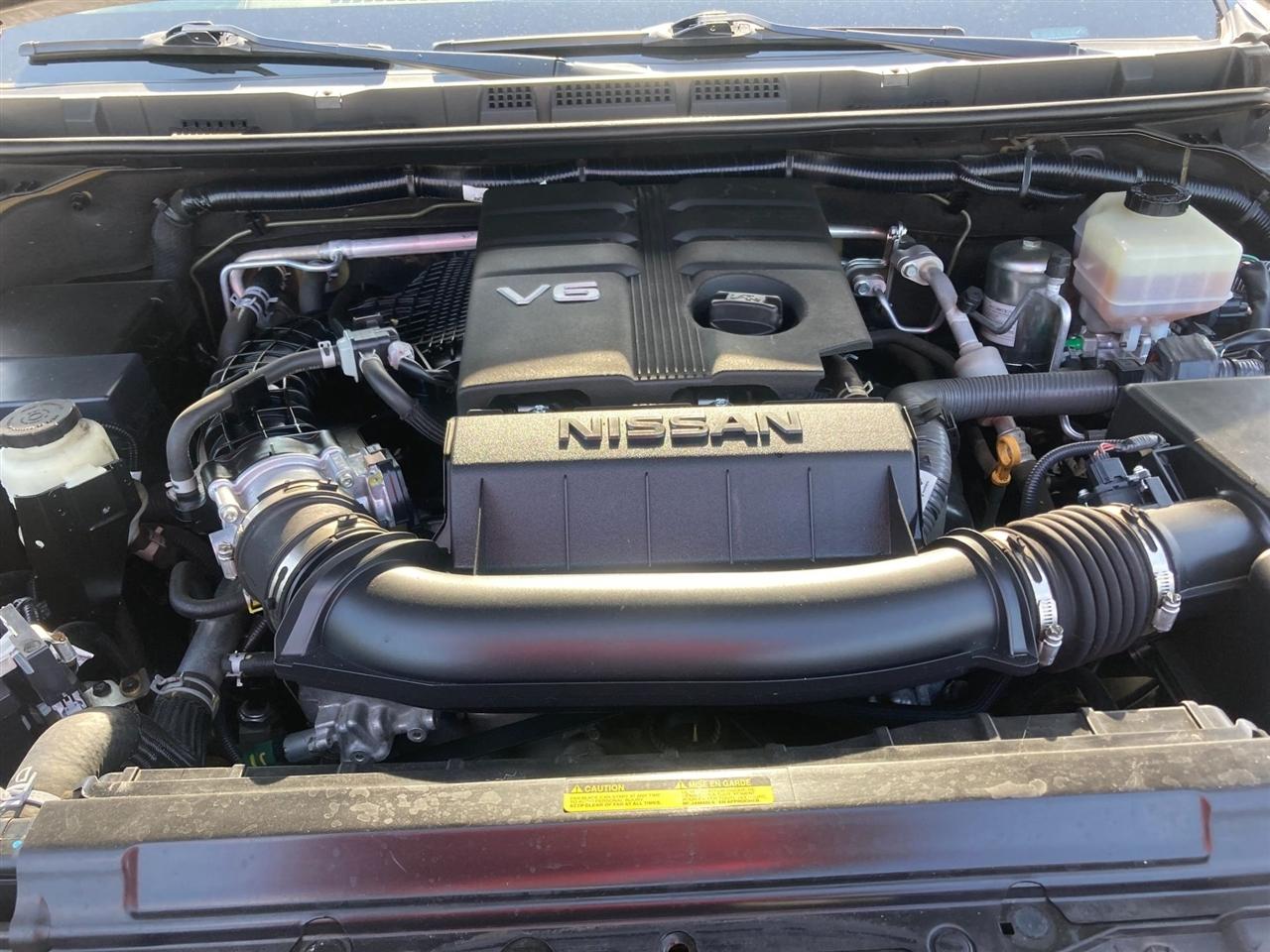 Nissan Frontier SV Crew Cab 4WD 2022