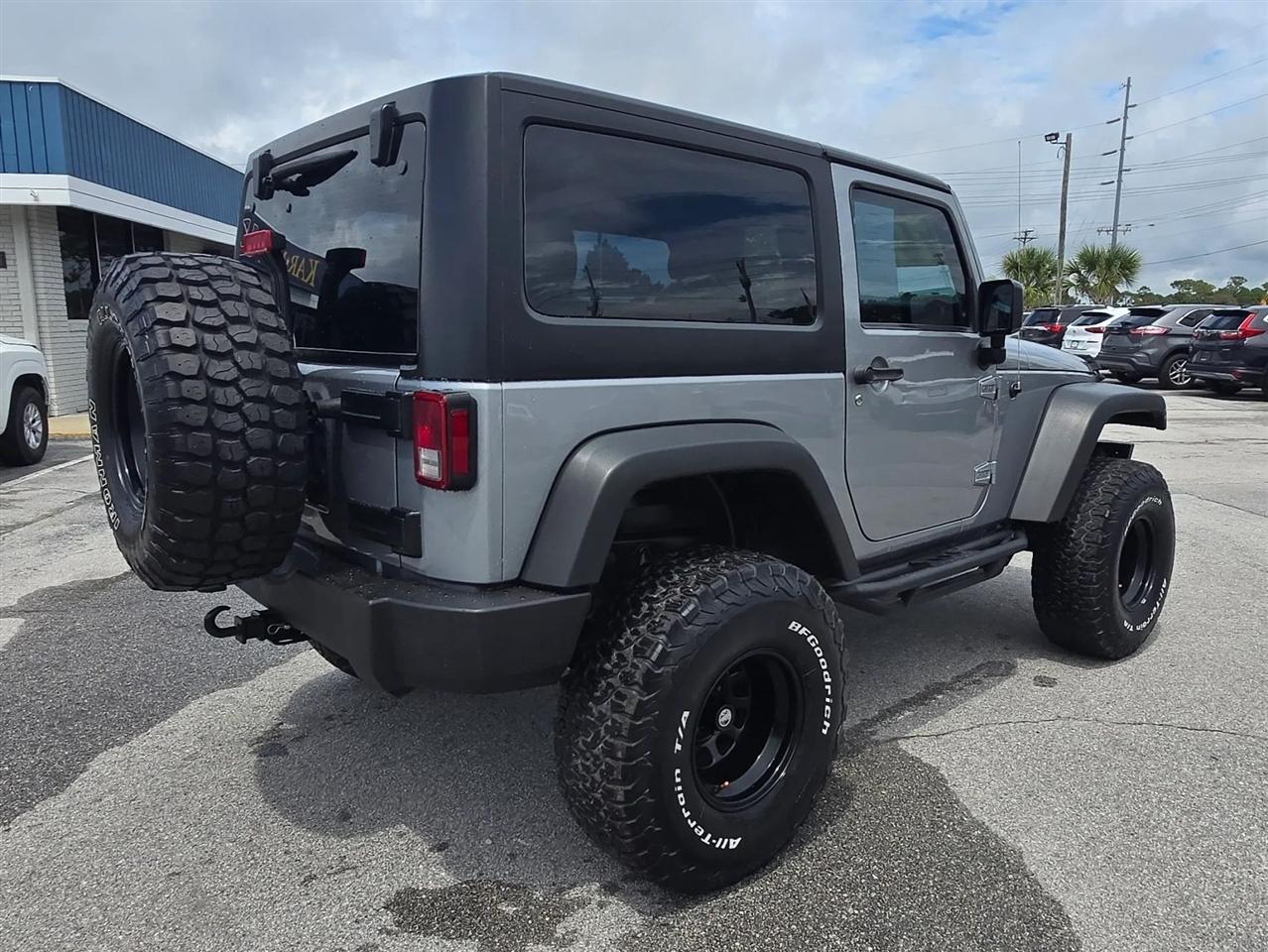 Jeep Wrangler Sport 4WD 2016