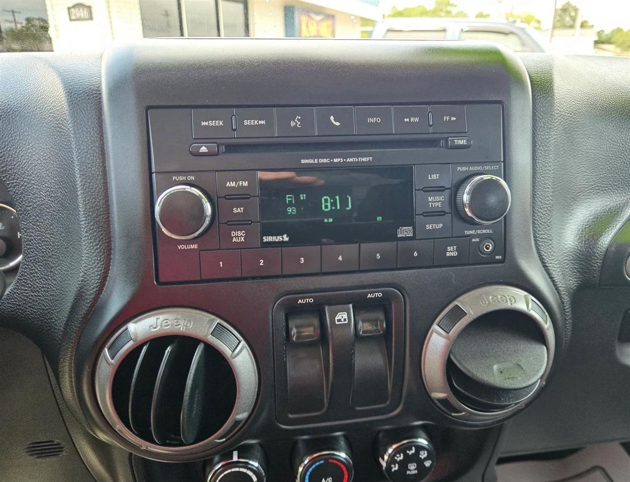 Jeep Wrangler Sport 4WD 2016