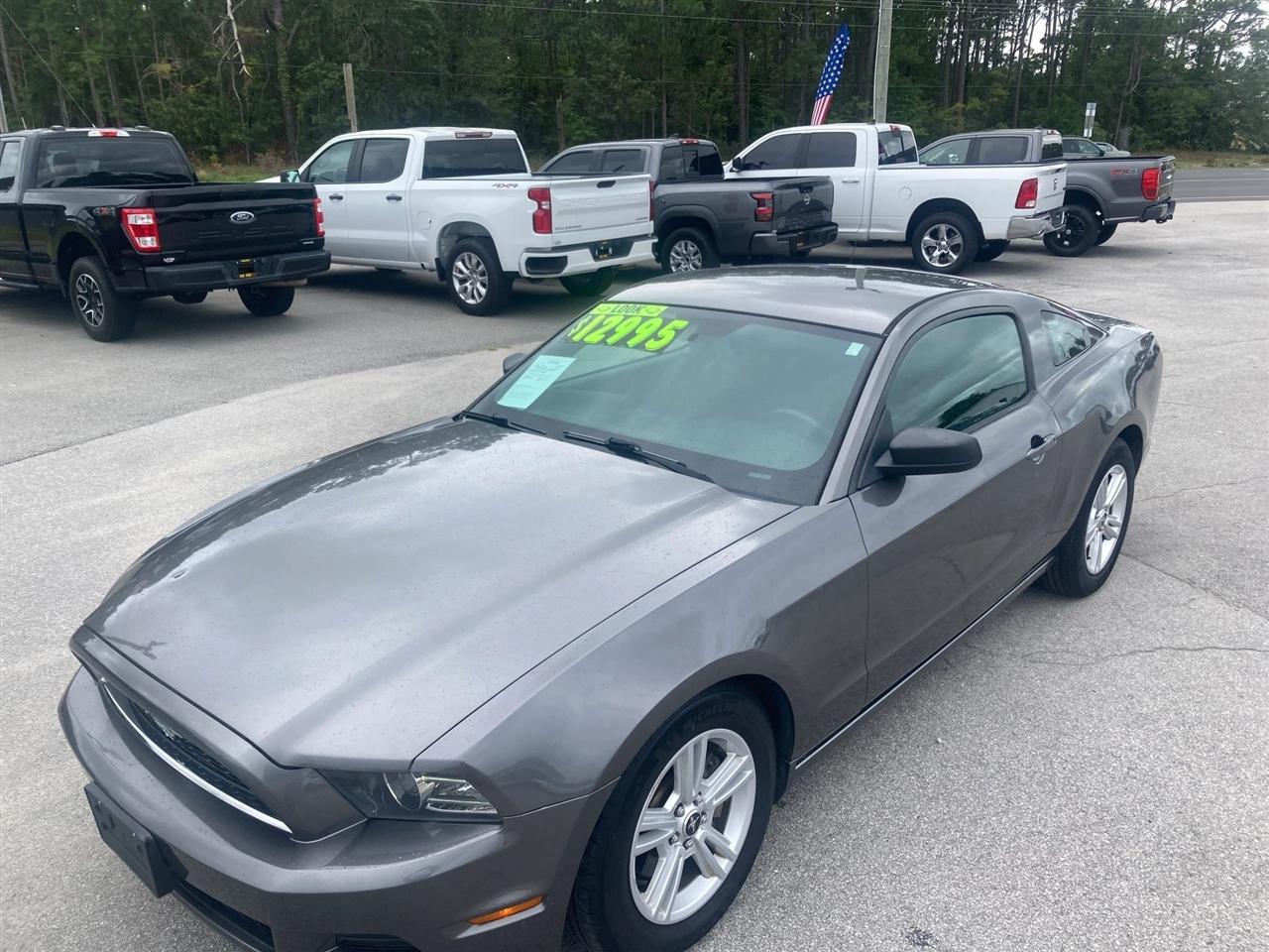 2014 Ford Mustang V6 Coupe