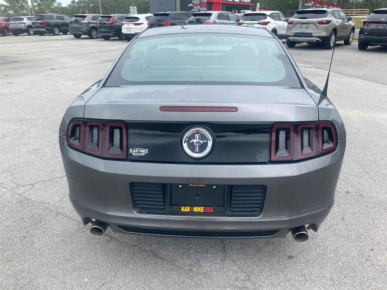 Ford Mustang V6 Coupe 2014